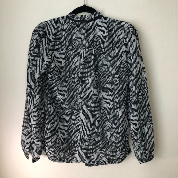 Kardashian Kollection Sz XS Animal Print sheer top - Picture 3 of 4